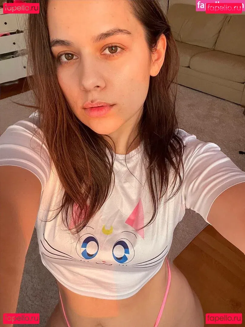 HoneyGirl Onlyfans Photo Gallery 