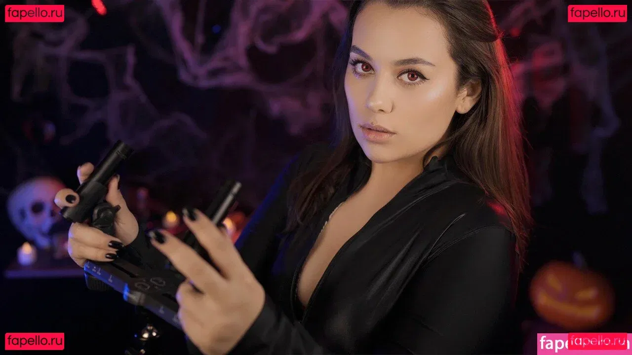 HoneyGirl Onlyfans Photo Gallery 