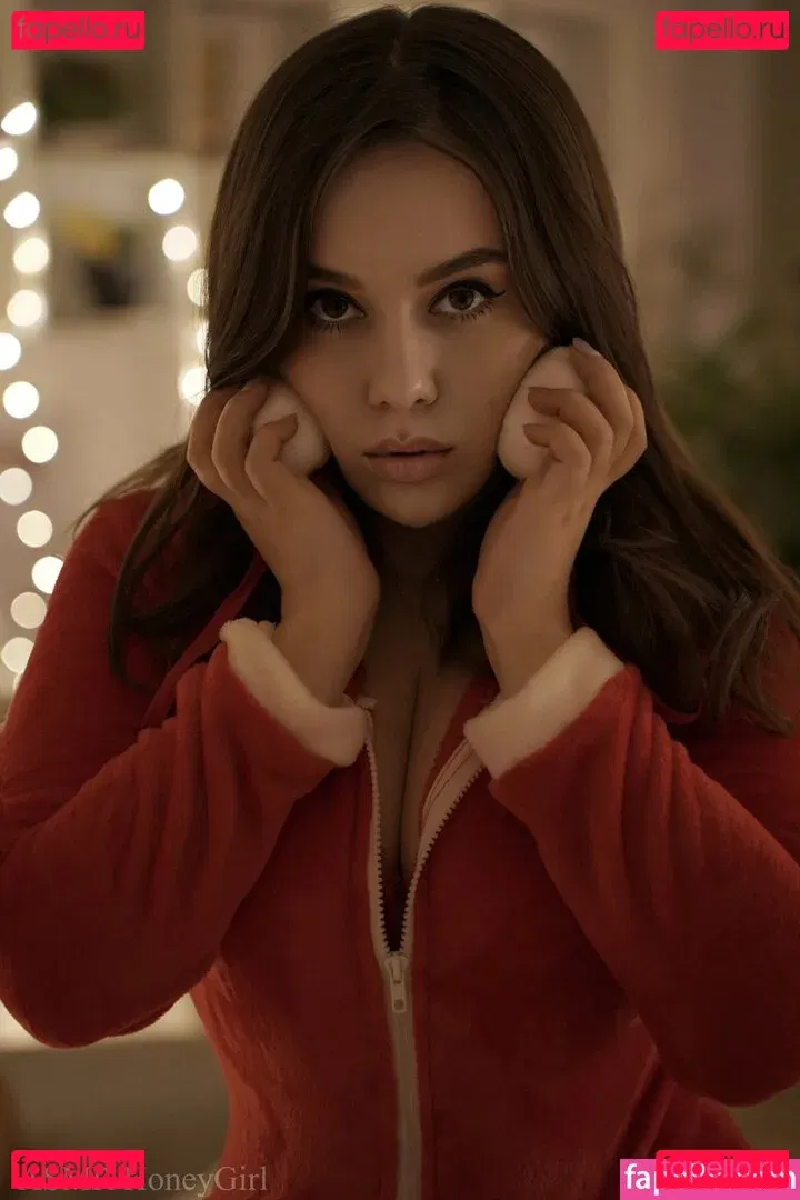 HoneyGirl Onlyfans Photo Gallery 