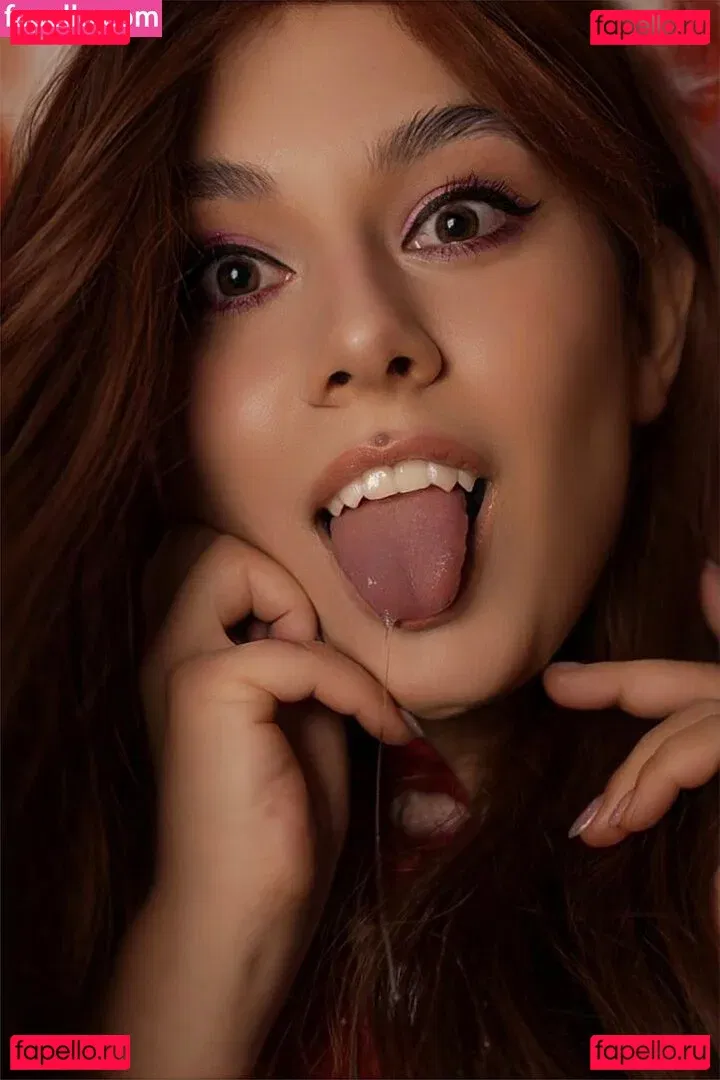 HoneyGirl Onlyfans Photo Gallery 