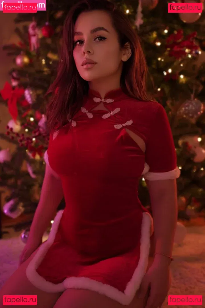 HoneyGirl Onlyfans Photo Gallery 