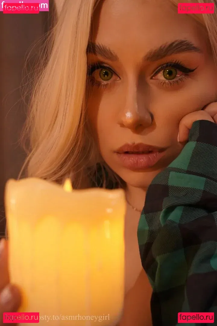 HoneyGirl Onlyfans Photo Gallery 