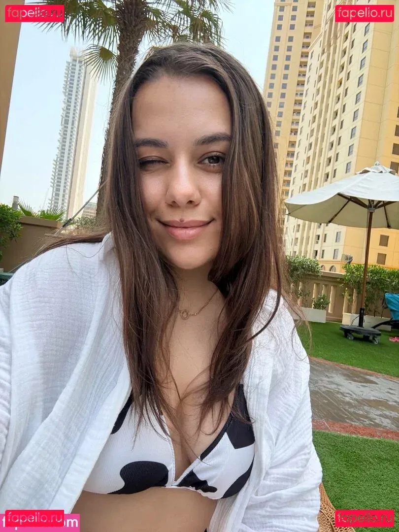 HoneyGirl Onlyfans Photo Gallery 