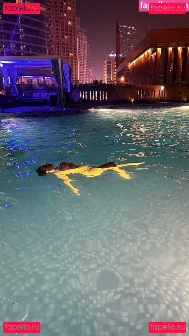 HoneyGirl Onlyfans Photo Gallery 