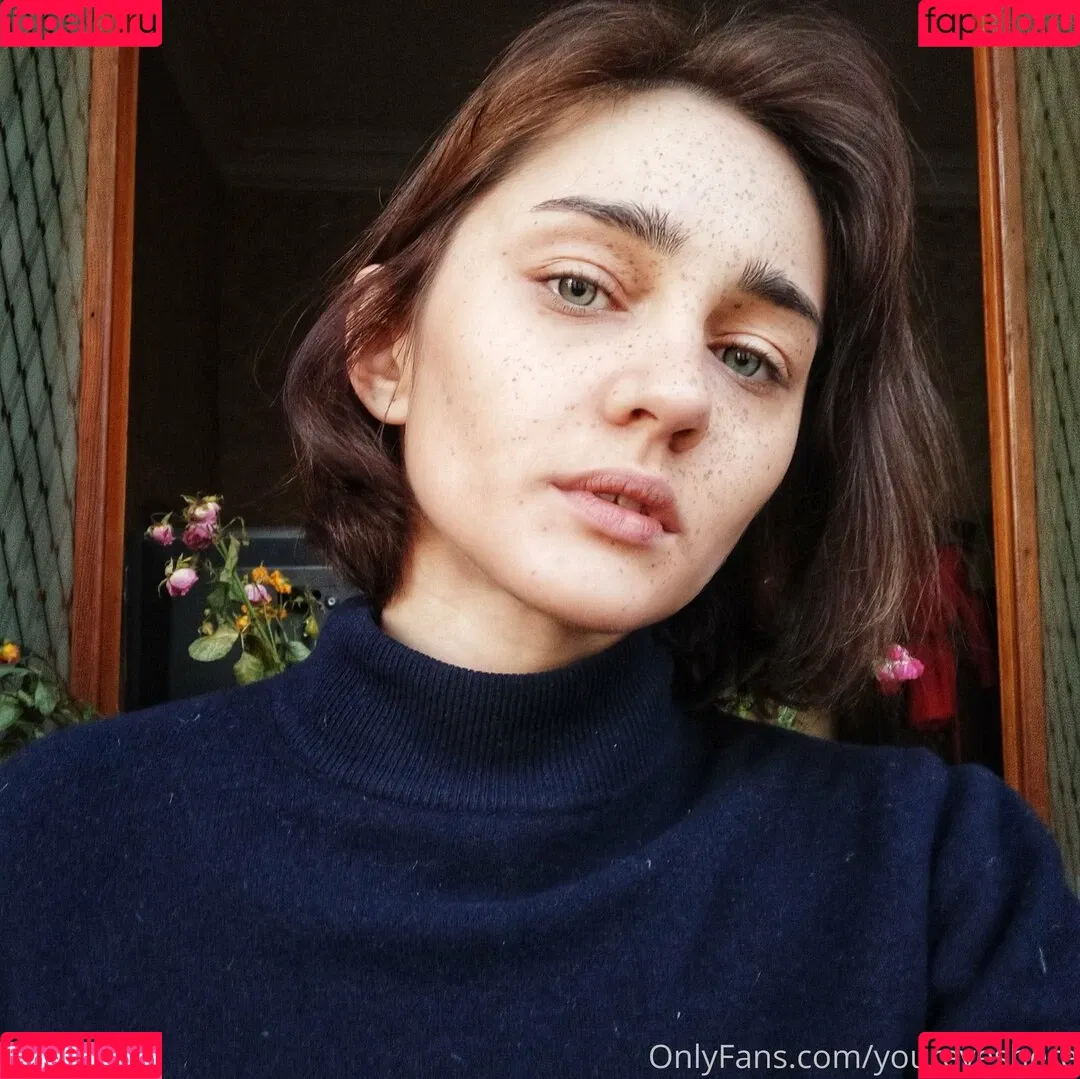 youreyeshere Onlyfans Photo Gallery 