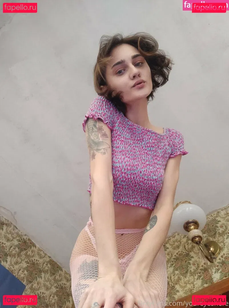 youreyeshere Onlyfans Photo Gallery 