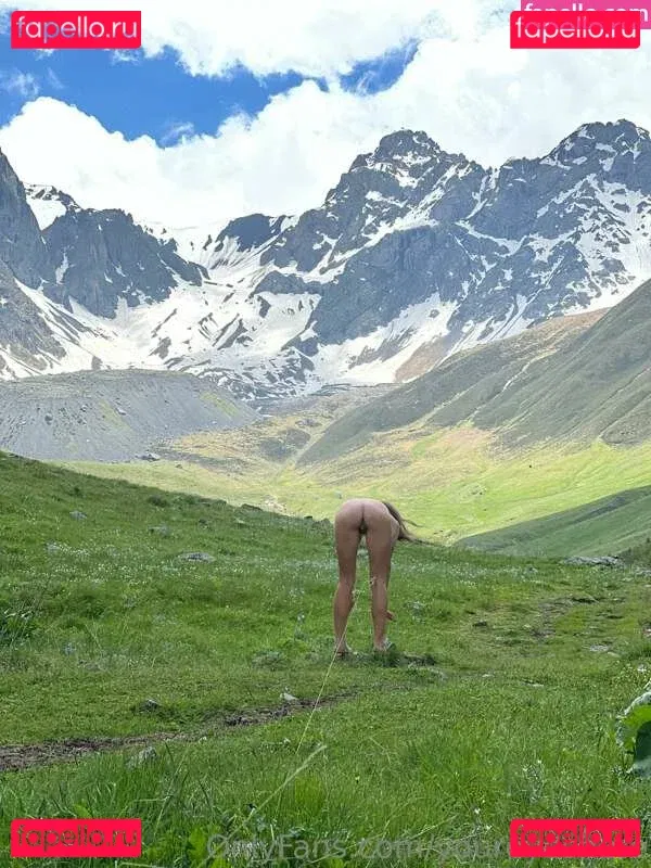 youreyeshere Onlyfans Photo Gallery 