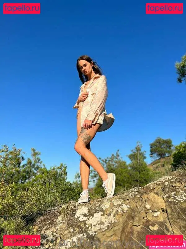 youreyeshere Onlyfans Photo Gallery 