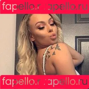 Krissymechelle Onlyfans Photo Gallery 