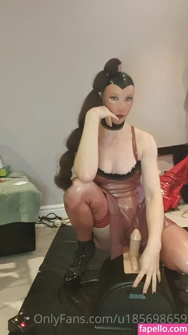 bound2onefree Onlyfans Photo Gallery 