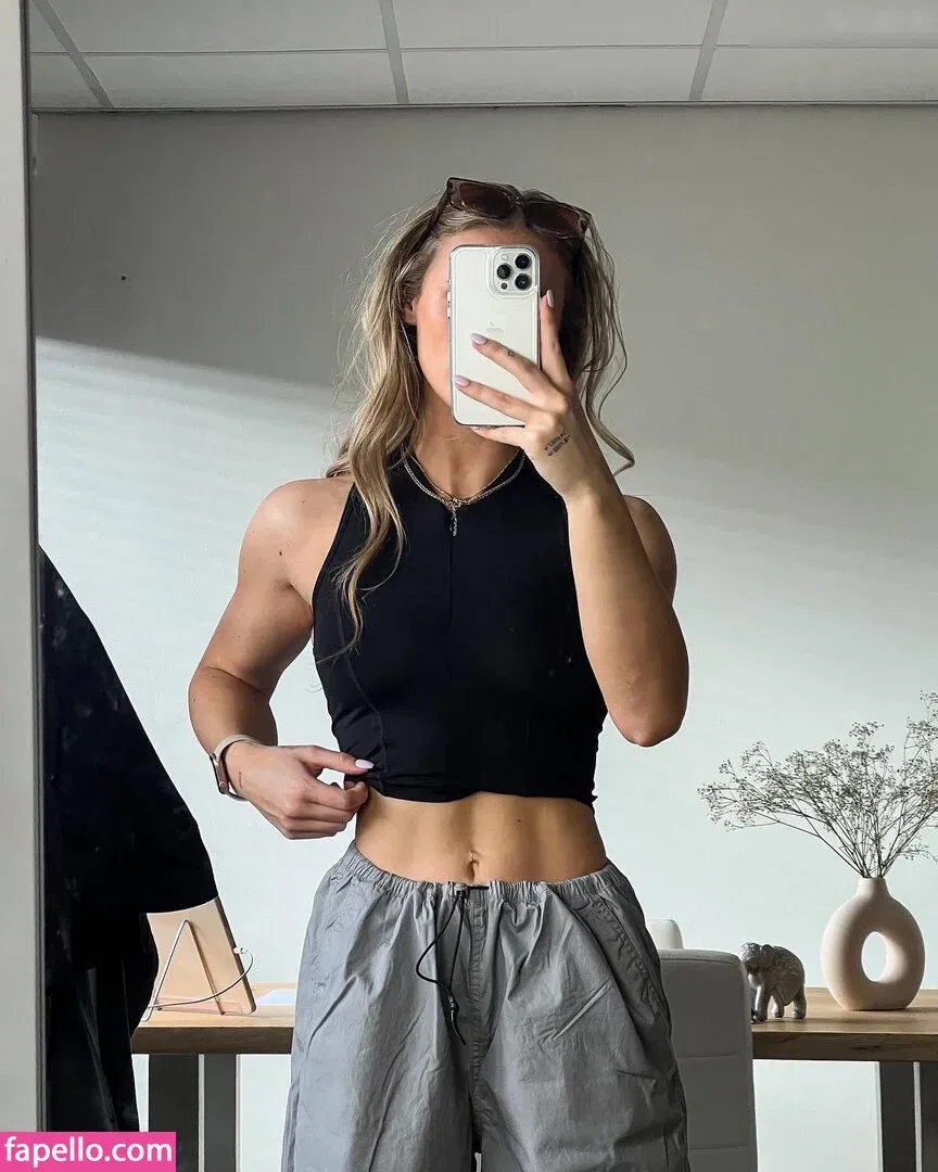 Guusje Onlyfans Photo Gallery 