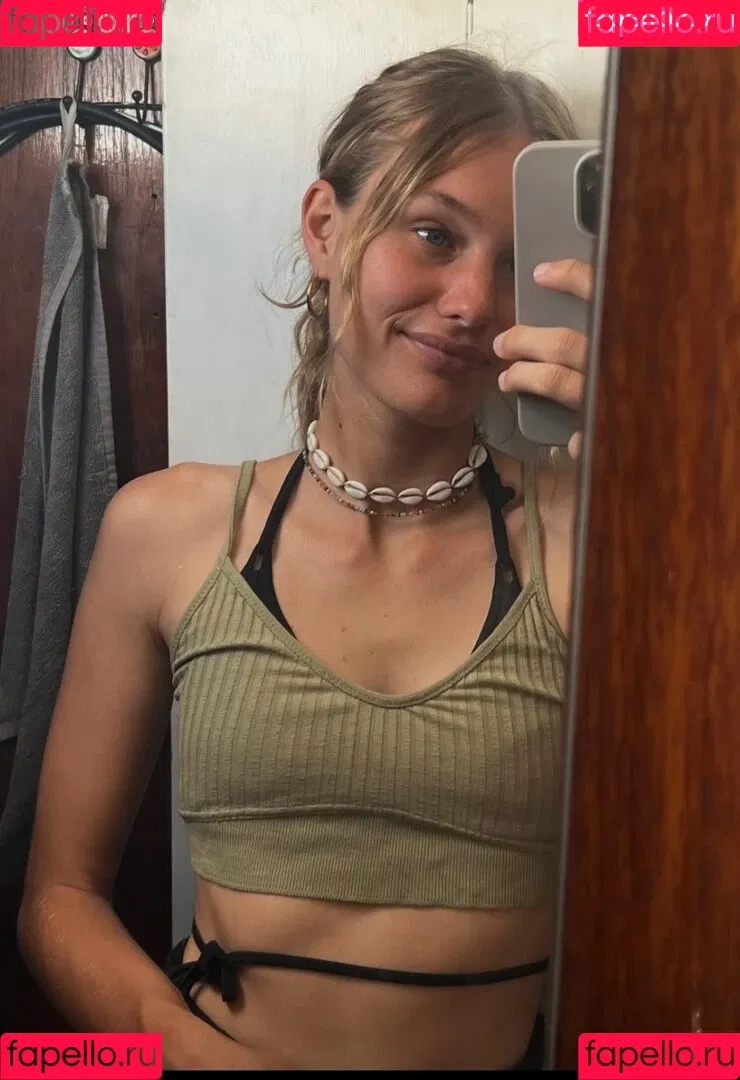 Leonie Massman Onlyfans Photo Gallery 