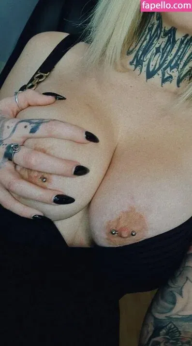 Valerie_Venom Onlyfans Photo Gallery 