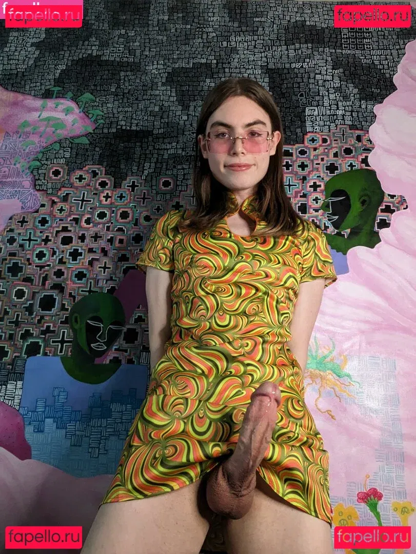 q.namii Onlyfans Photo Gallery 