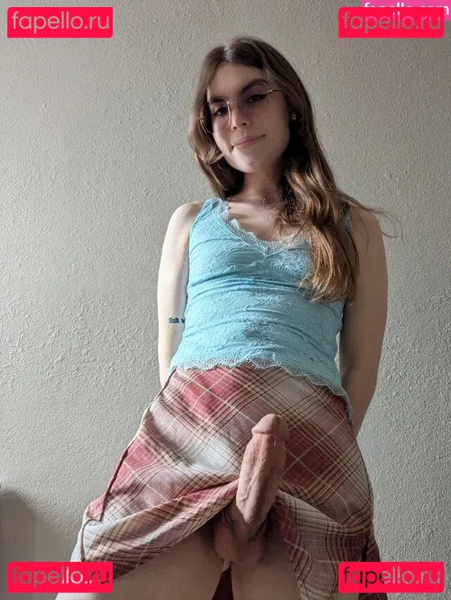 q.namii Onlyfans Photo Gallery 