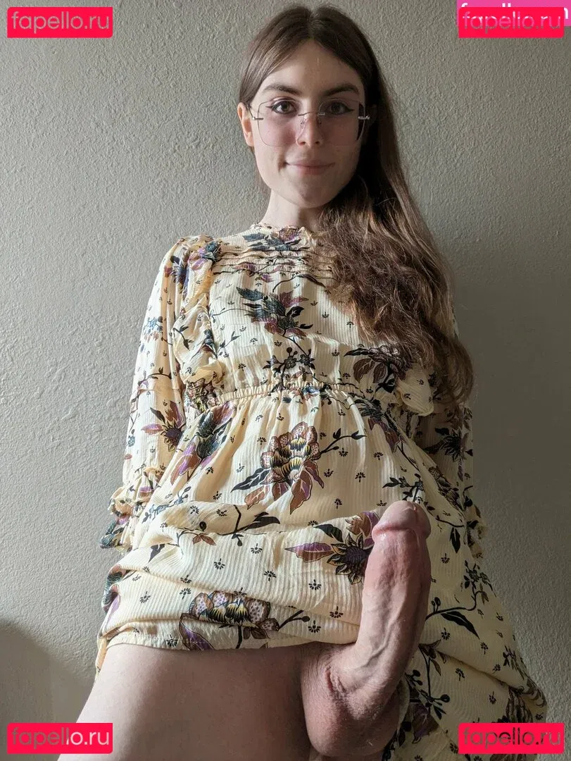 q.namii Onlyfans Photo Gallery 