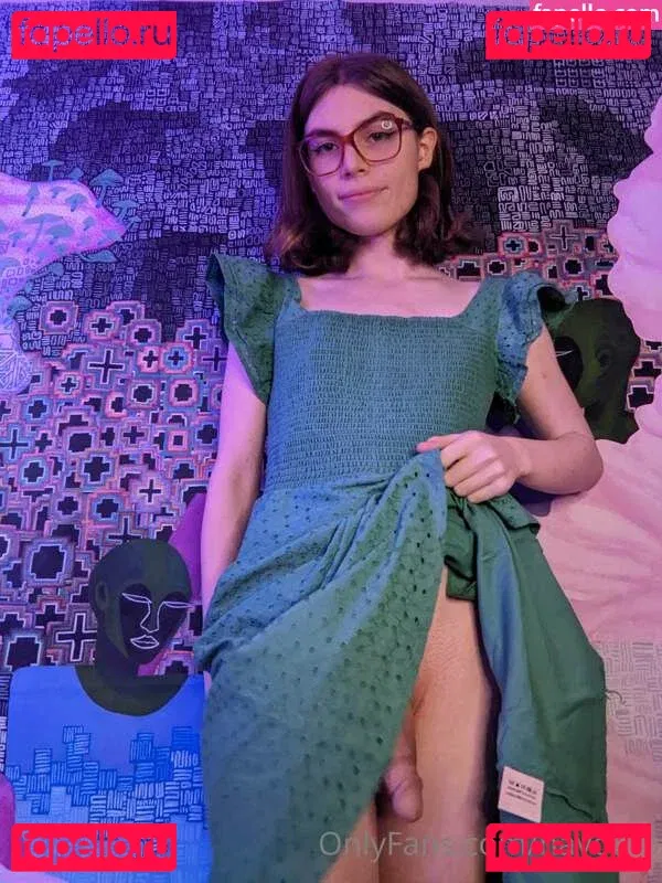 q.namii Onlyfans Photo Gallery 