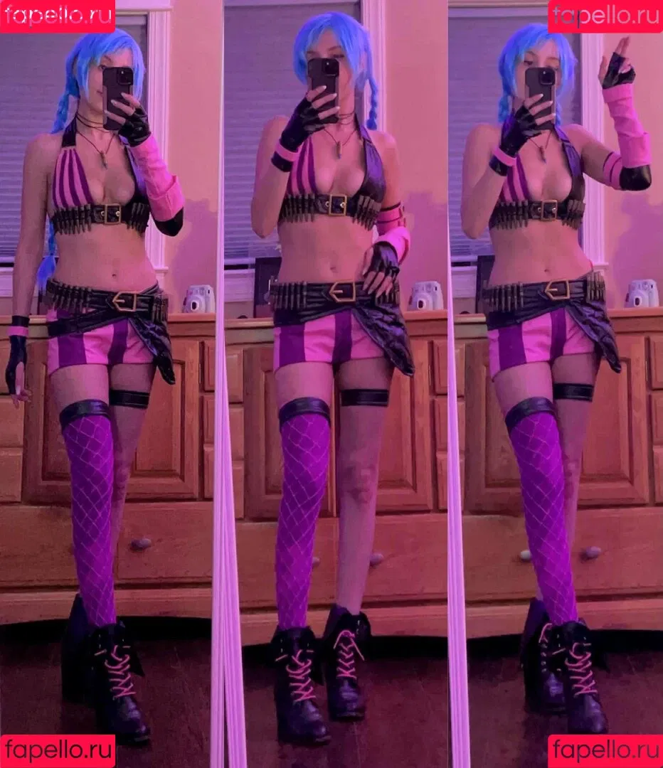 Lucid Dreamer Cosplay Onlyfans Photo Gallery 