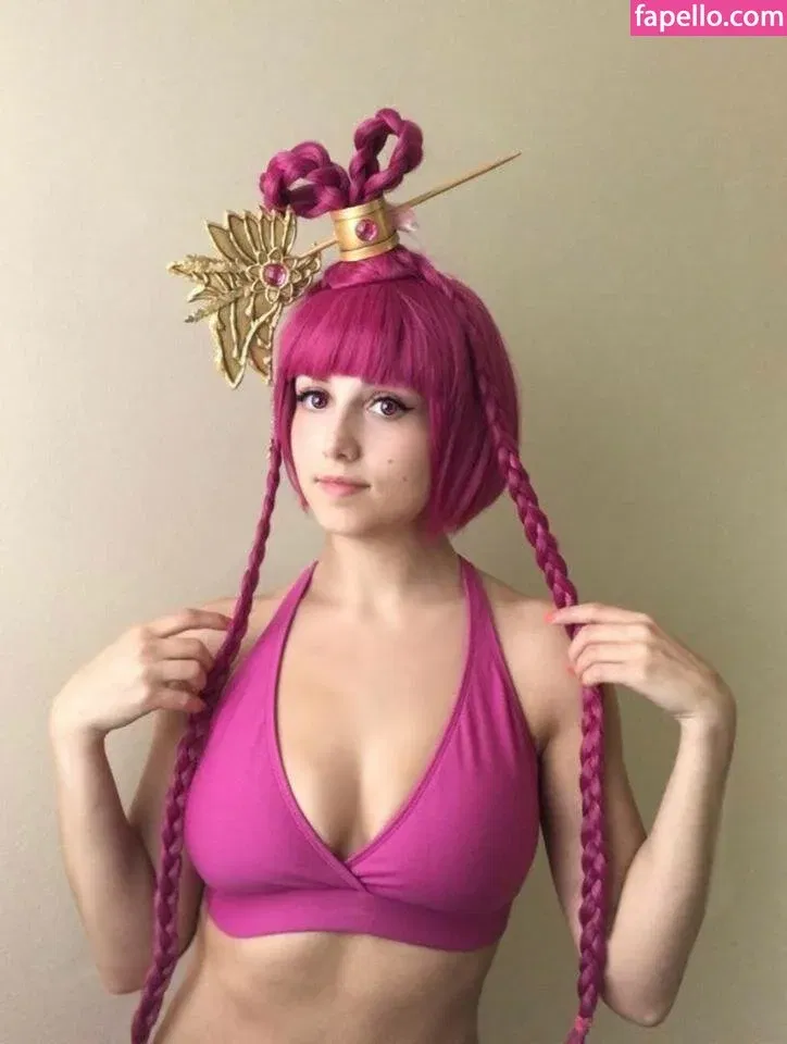 Lucid Dreamer Cosplay Onlyfans Photo Gallery 