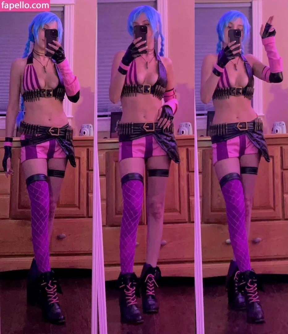 Lucid Dreamer Cosplay Onlyfans Photo Gallery 