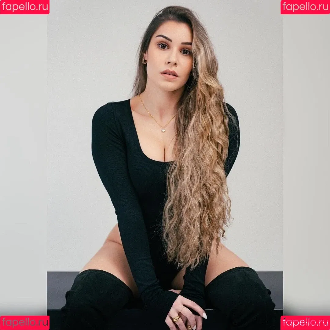 Michelle Timm Onlyfans Photo Gallery 