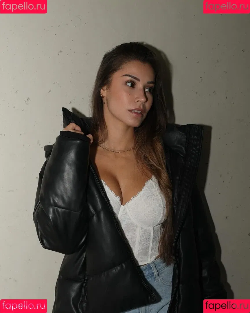 Michelle Timm Onlyfans Photo Gallery 