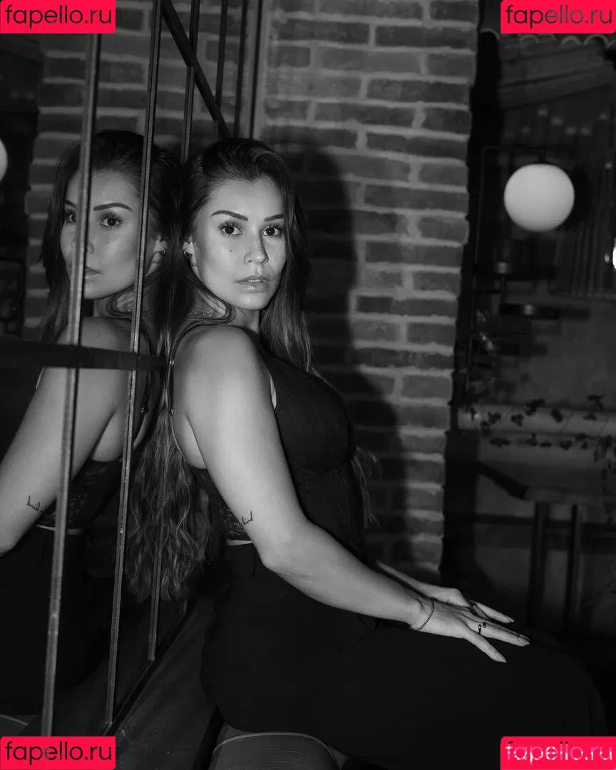 Michelle Timm Onlyfans Photo Gallery 