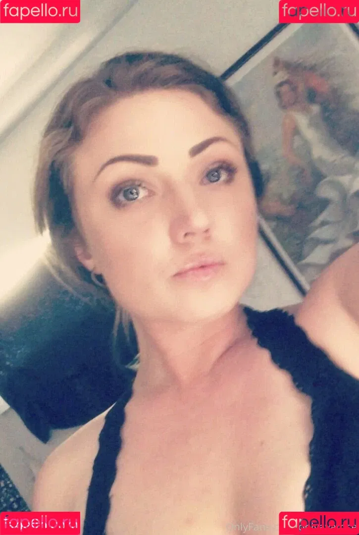 onlyavarose Onlyfans Photo Gallery 