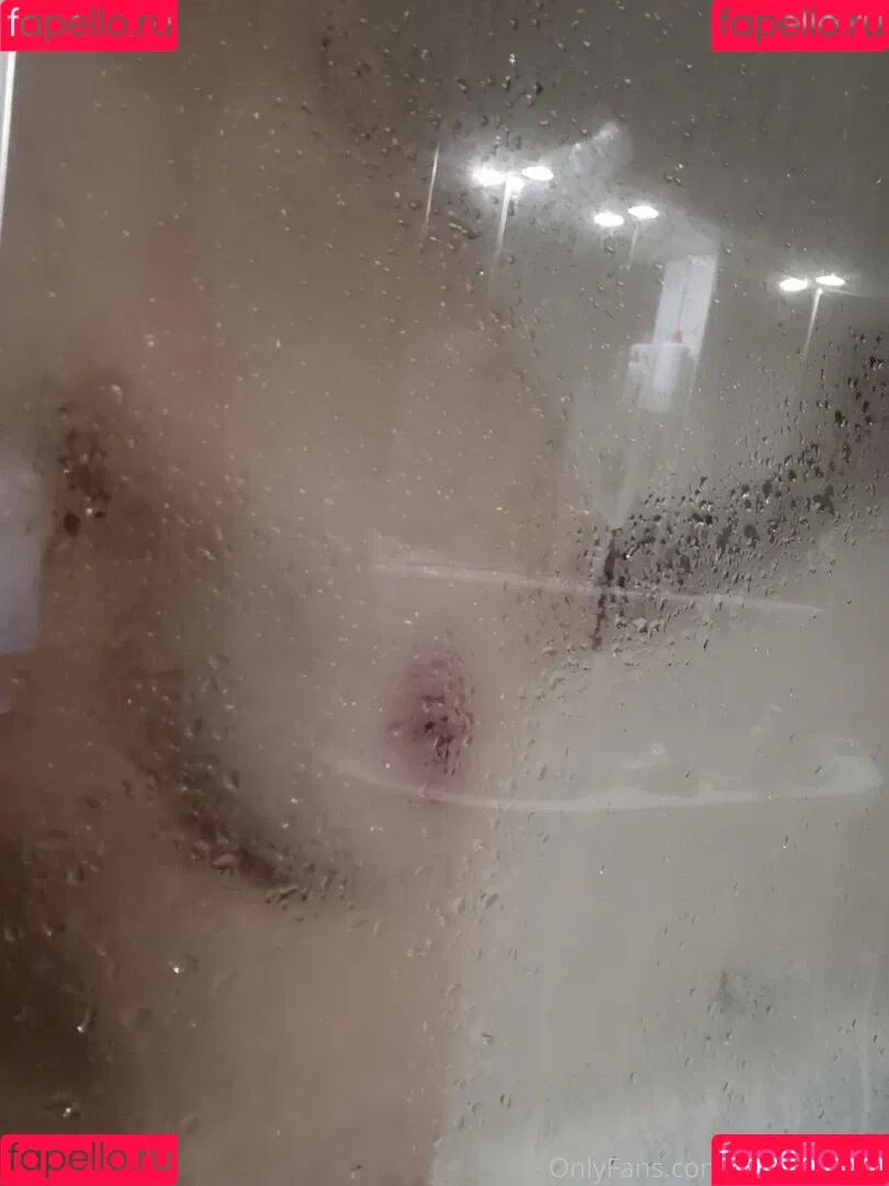 Bettflüsterin Onlyfans Photo Gallery 