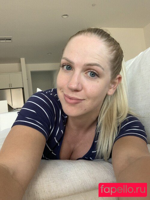Joyce Zarza Nude Onlyfans Photo 4