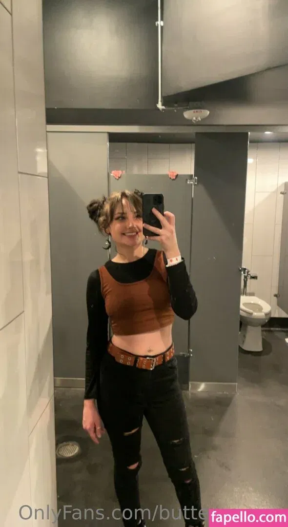 butter_cupxp Onlyfans Photo Gallery 