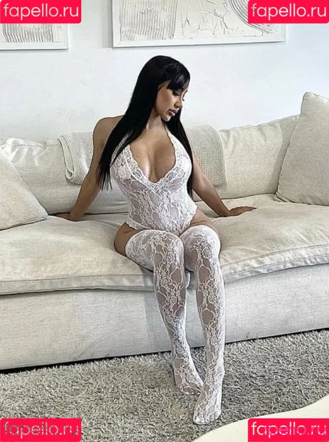 Sabrina Agarie Onlyfans Photo Gallery 
