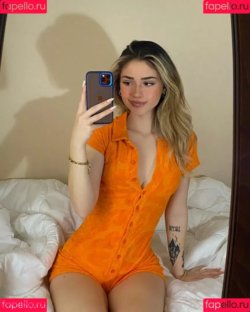 Melike Saygın Onlyfans Photo Gallery 