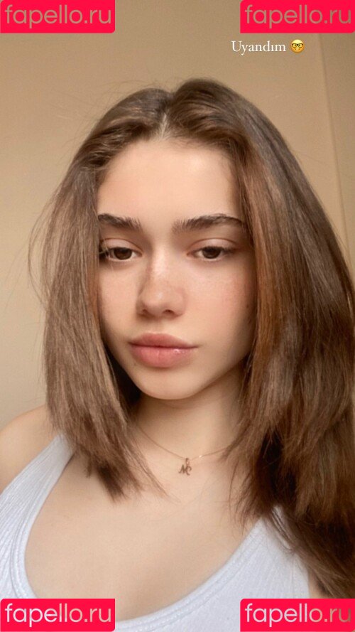 Melike Saygın Onlyfans Photo Gallery 