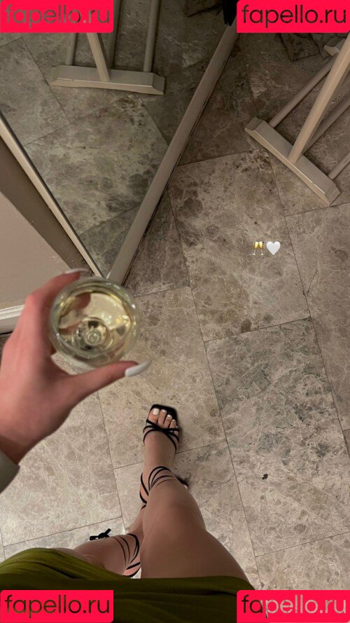 Melike Saygın Onlyfans Photo Gallery 