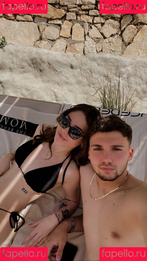 Melike Saygın Onlyfans Photo Gallery 