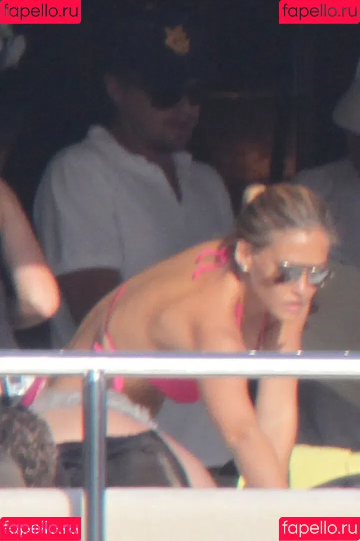 Bar Refaeli Onlyfans Photo Gallery 