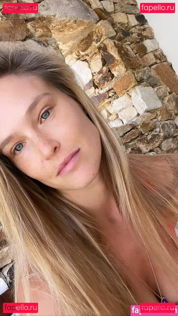 Bar Refaeli Onlyfans Photo Gallery 