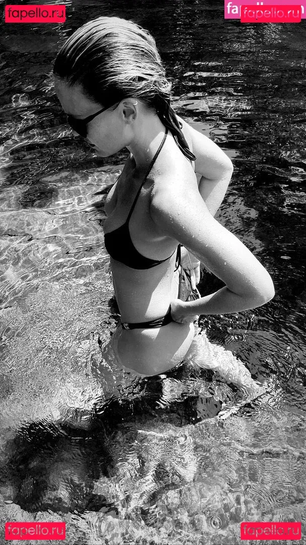 Bar Refaeli Onlyfans Photo Gallery 