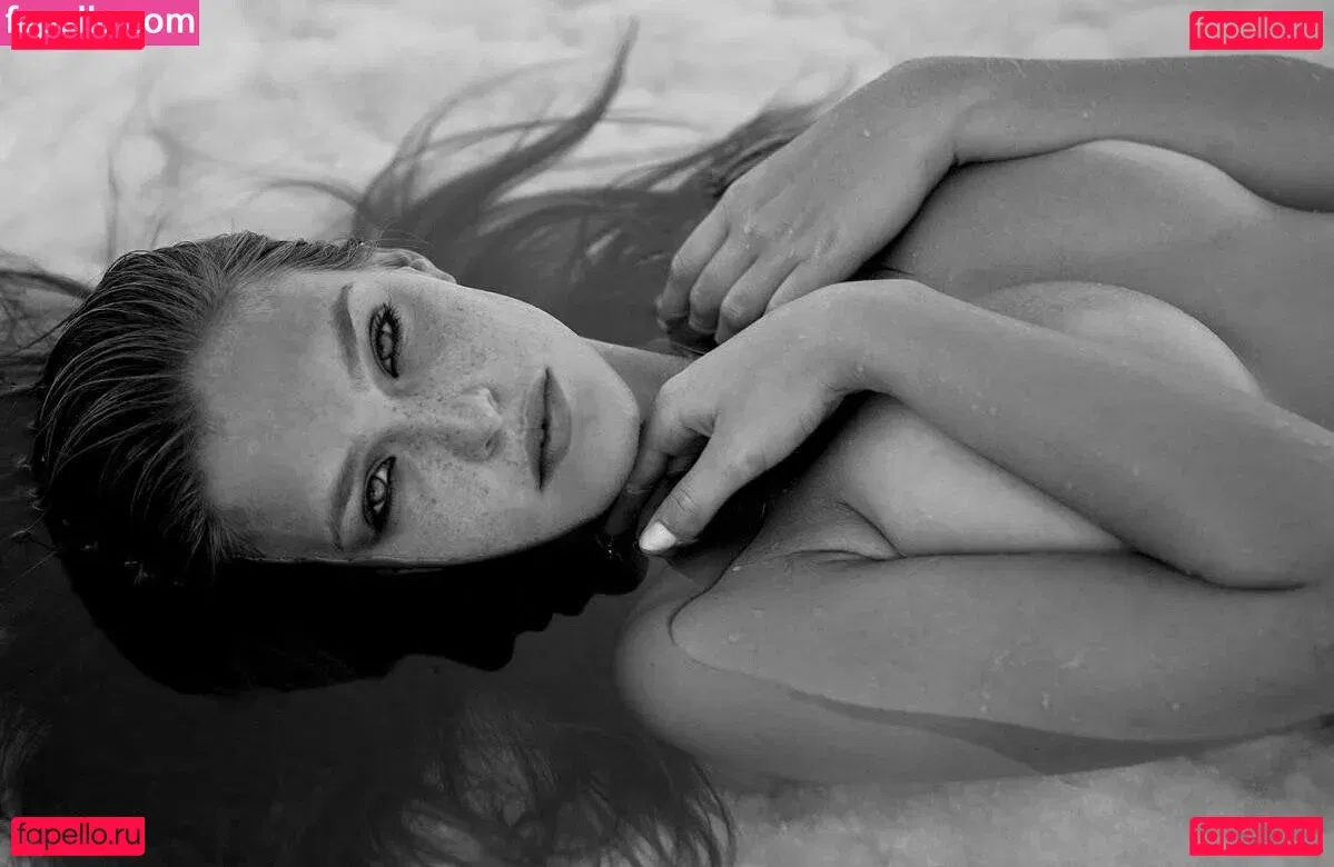 Bar Refaeli Onlyfans Photo Gallery 