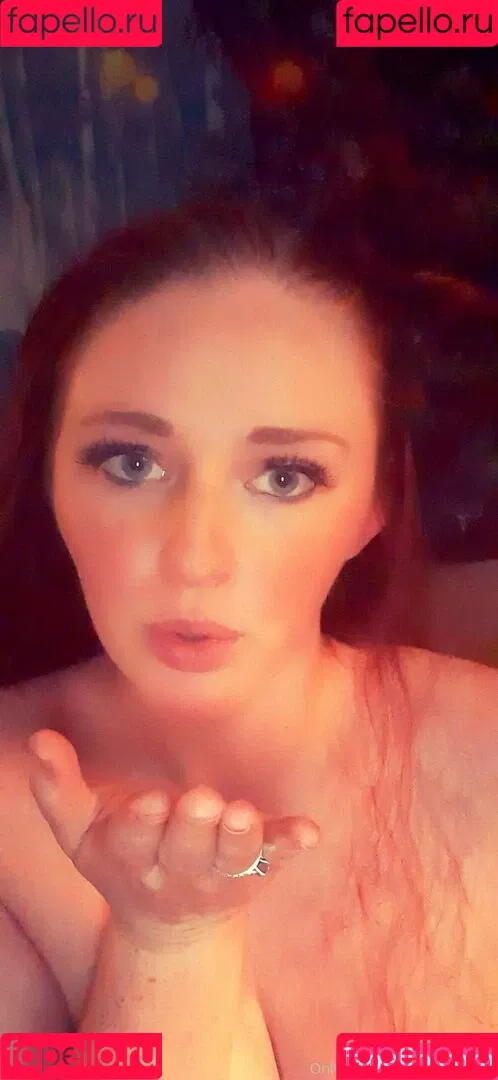 ariel.morningstar21 Onlyfans Photo Gallery 