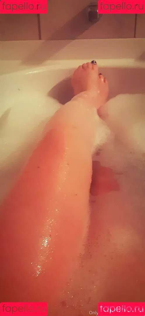 ariel.morningstar21 Onlyfans Photo Gallery 