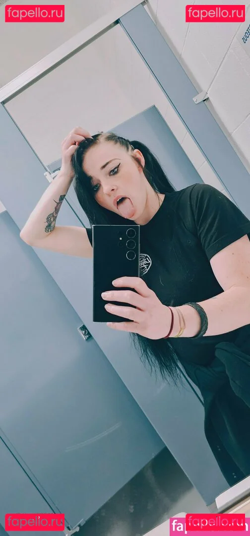 ariel.morningstar21 Nude Onlyfans Photo 3