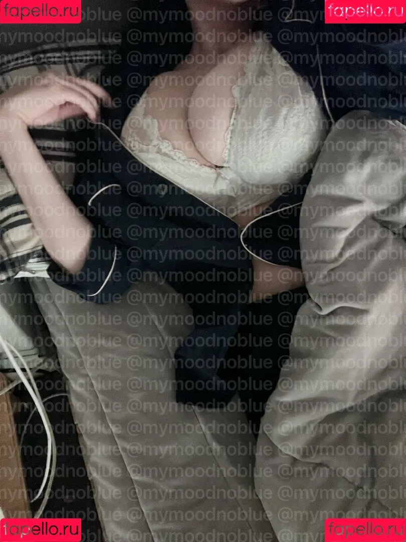 mymoodnoblue Onlyfans Photo Gallery 