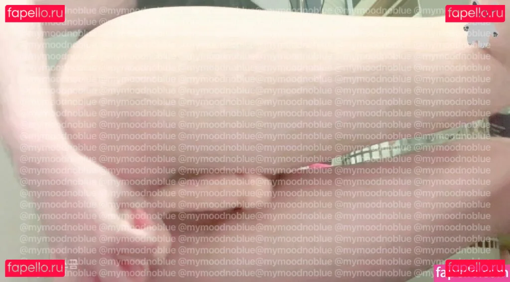 mymoodnoblue Onlyfans Photo Gallery 