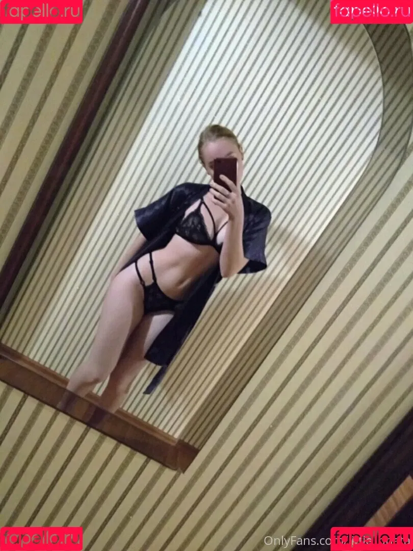 little_nnata Onlyfans Photo Gallery 