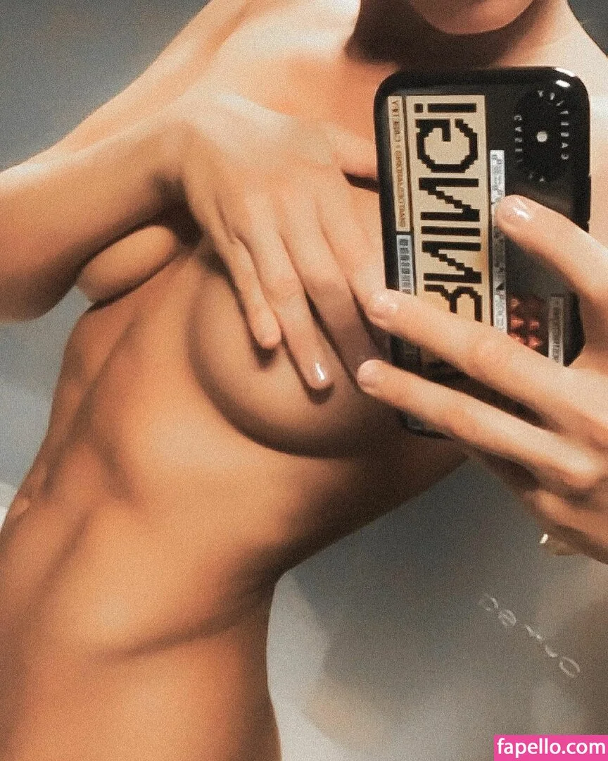 Luciana Burkle Onlyfans Photo Gallery 