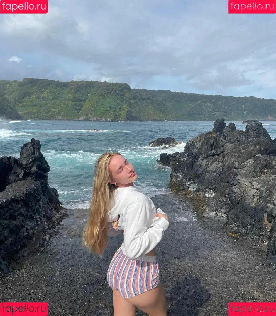Mia Mastrov Onlyfans Photo Gallery 