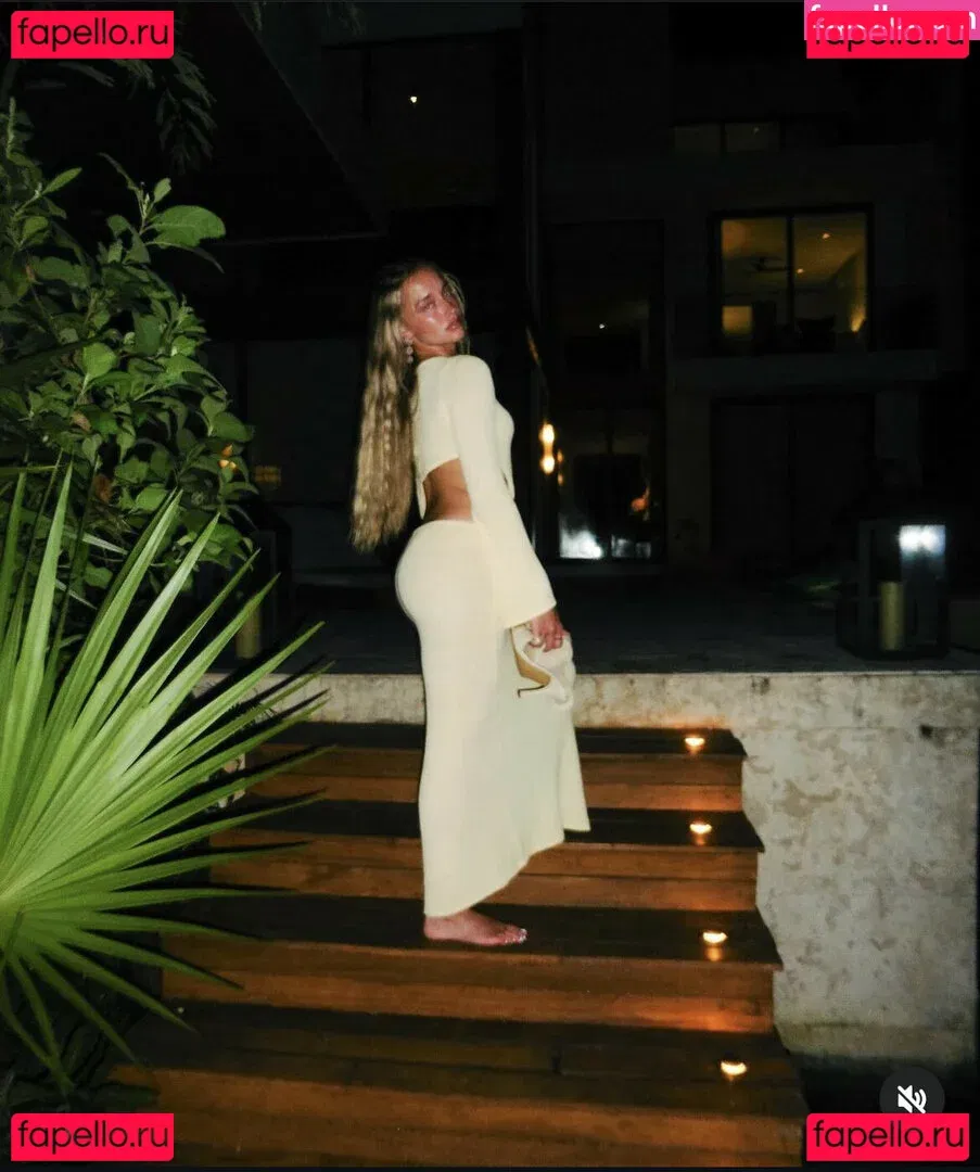 Mia Mastrov Onlyfans Photo Gallery 