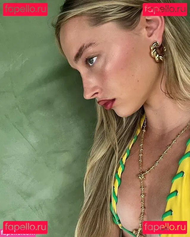 Mia Mastrov Onlyfans Photo Gallery 